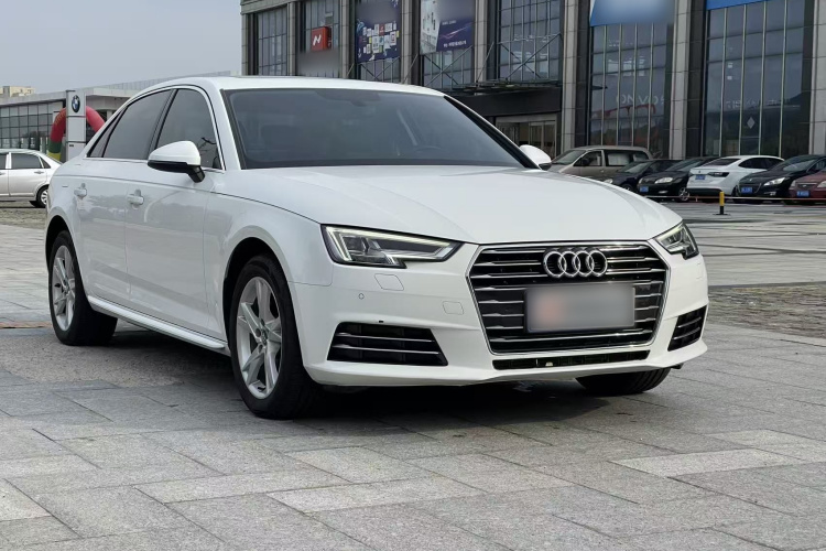 奥迪A4L 2018款 30周年年型 40 TFSI 进取型车身外观6002