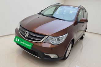 宝骏730 2014款 1.5L 手动舒适型 7座