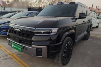 方程豹 豹8 2025款 智勇旗舰版 7座