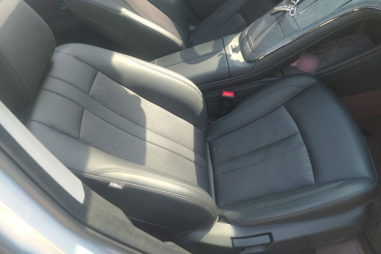 埃安 AION S MAX 2024款 80 星耀版 三元锂局部细节41