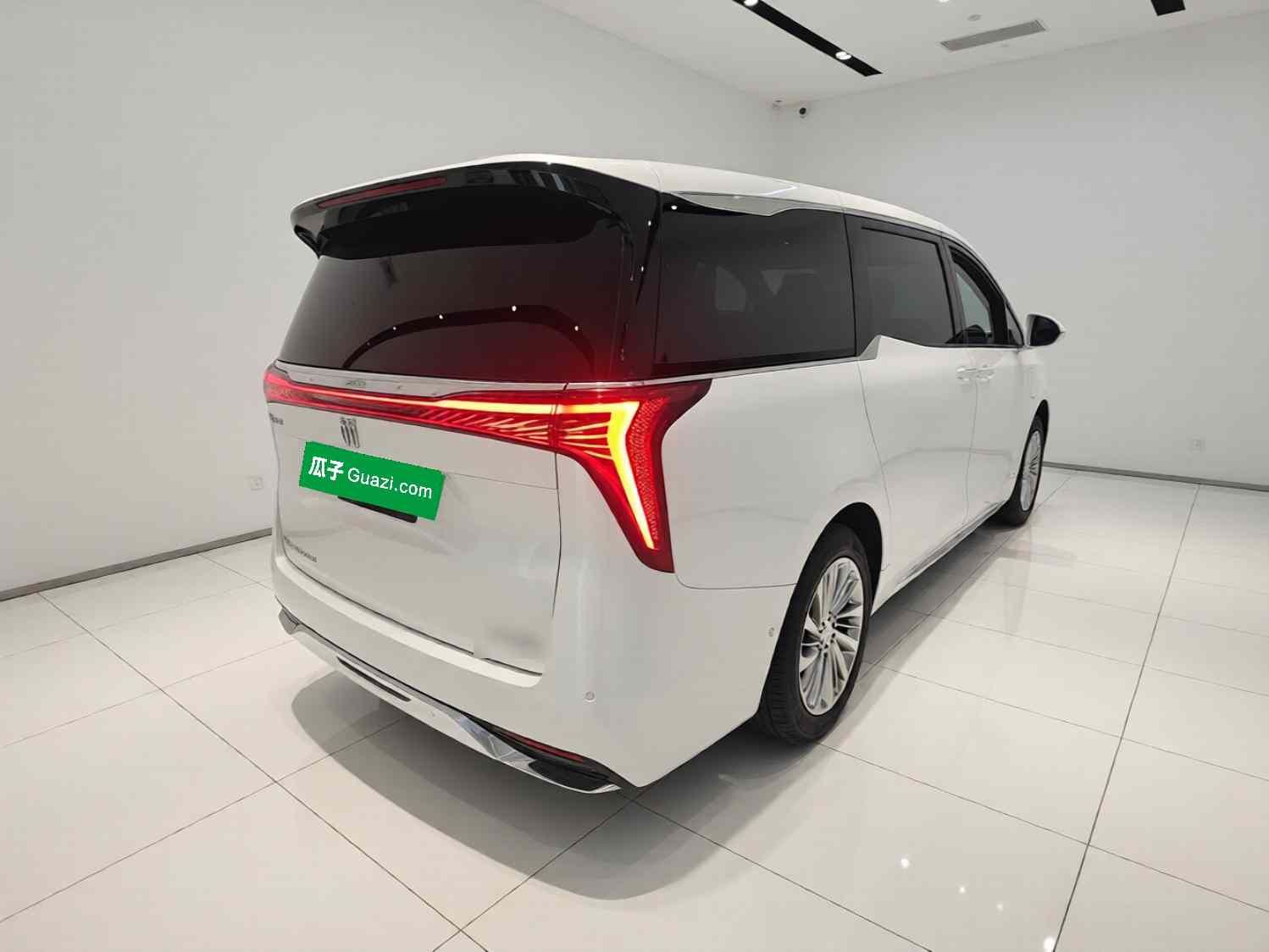 别克 世纪 2025款 2.0T 六座蕴世版(5)