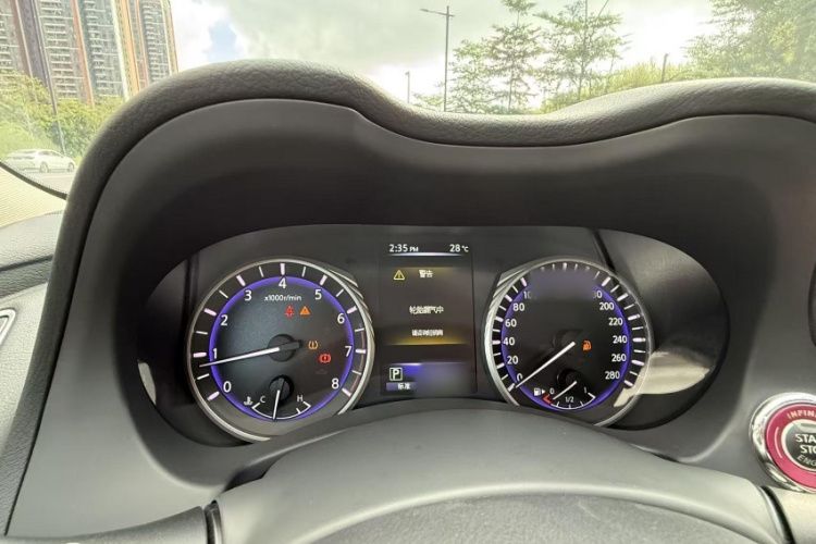 英菲尼迪Q50L 2015款 2.0T 悦享版车身外观6006