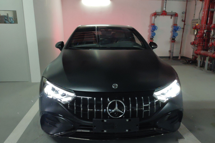 奔驰EQE AMG 2023款 AMG EQE 53 4MATIC+车身外观2