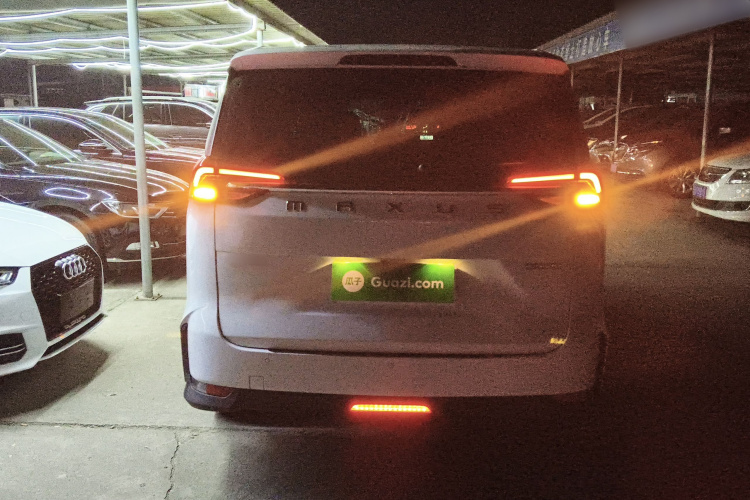 上汽大通MAXUS 大通G50 2023款 1.5T 手动畅游A车身外观6