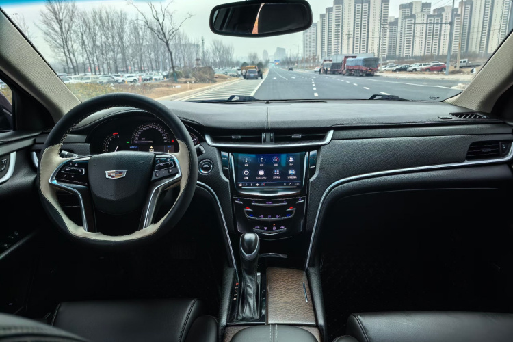 凯迪拉克XTS 2018款 28T 技术型中控内饰7003