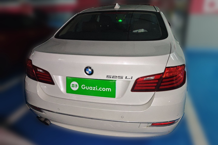 宝马5系 2017款 525Li 豪华设计套装车身外观6004