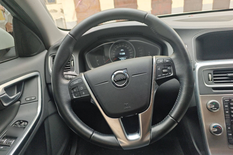 沃尔沃S60 2019款 S60L T3 智进版局部细节13