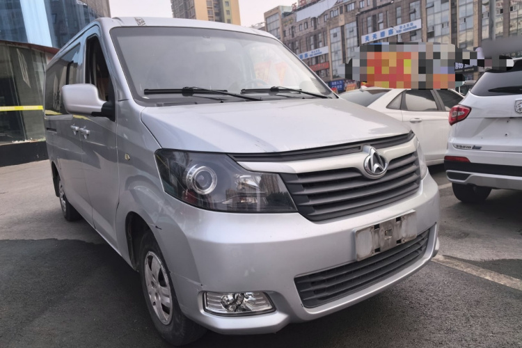 长安凯程 长安睿行M70 2018款 1.5L舒适型平顶背掀门DAM15DL车身外观3