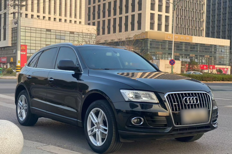 奥迪Q5 2017款 40 TFSI 舒适型车身外观6002