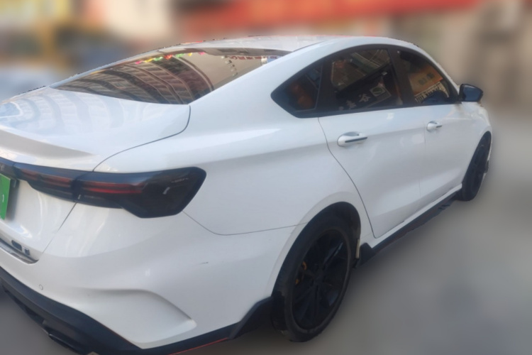 吉利汽车 2022款 缤瑞COOL 1.5T DCT电掣版车身外观7