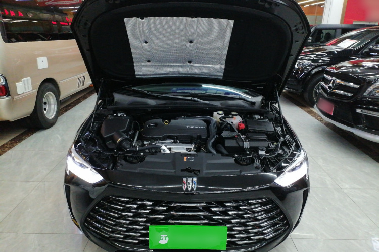 别克 君威 2024款 改款 25T 超享版机舱底盘24