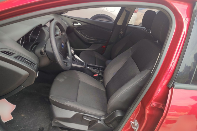 福特 福克斯 2017款 两厢 1.6L 自动舒适型智行版局部细节19