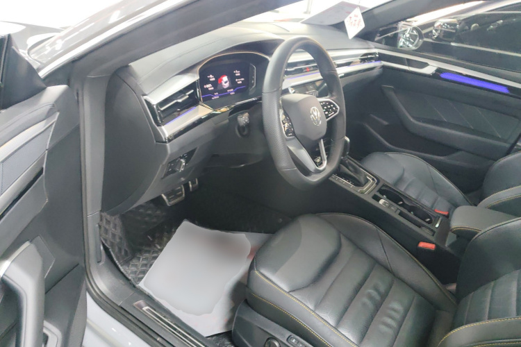 一汽-大众CC 2024款 380TSI 夺目版中控内饰7003