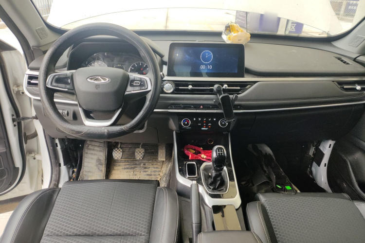 奇瑞 瑞虎5x 2020款 1.5L 手动时尚版中控内饰12