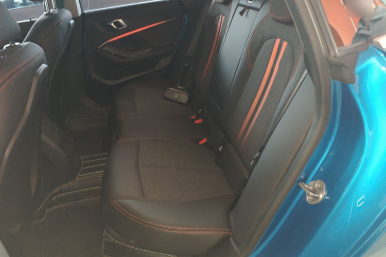 宝马2系(进口) 2021款 225i 四门轿跑车 M运动套装中控内饰21