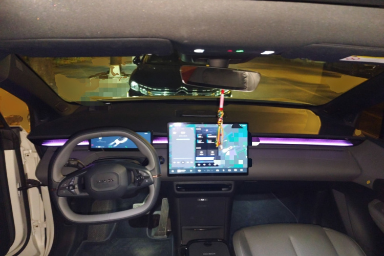 领克Z20 2025款 530km 后驱Pro中控内饰12