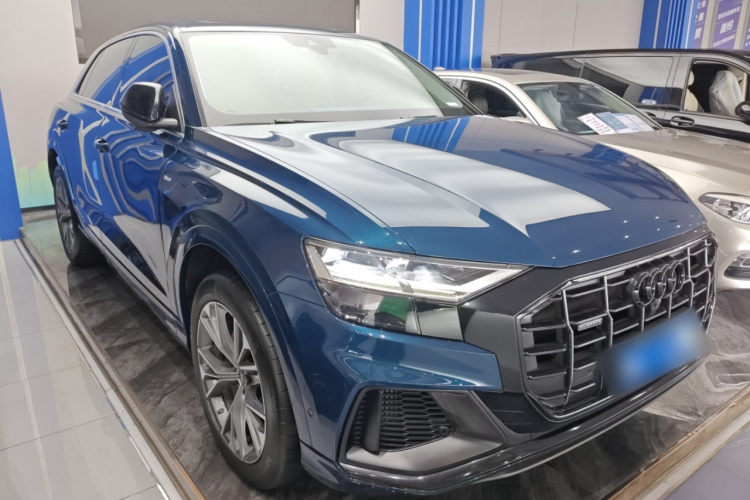 奥迪Q8 2021款 55 TFSI 豪华动感型车身外观6002