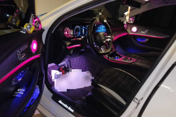 奔驰E级 2021款 改款 E 260 L 运动型中控内饰20