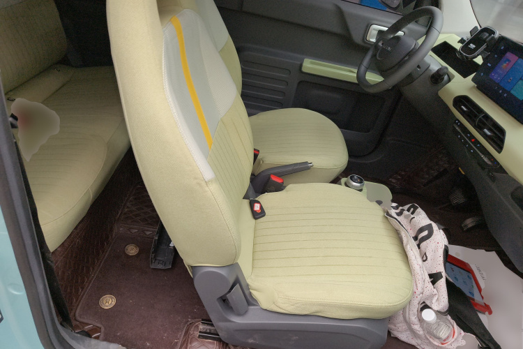 吉利银河 2024款 熊猫mini 200km 龙腾PRO版局部细节41