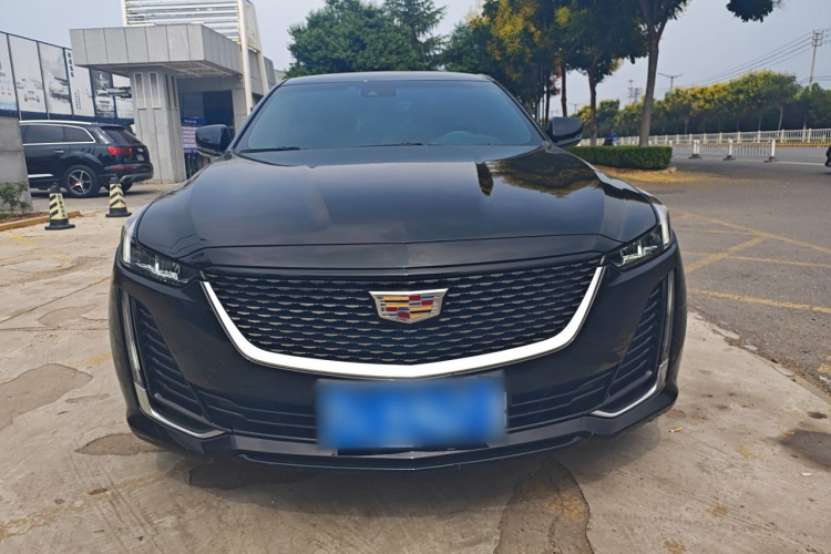 凯迪拉克CT5 2022款 28T 风尚型车身外观2