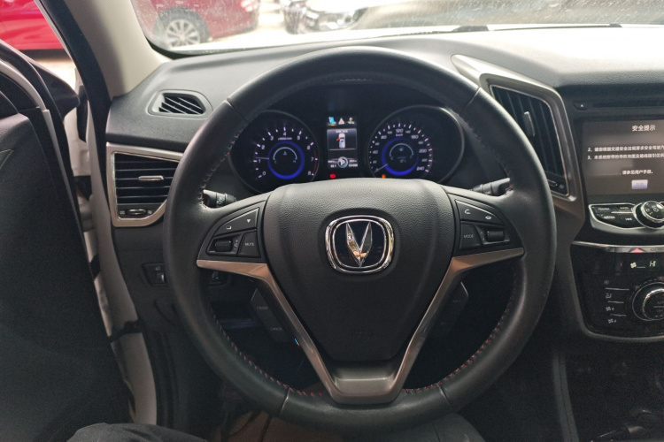 长安CS75 2014款 1.8T 自动尊贵型 国IV中控内饰13