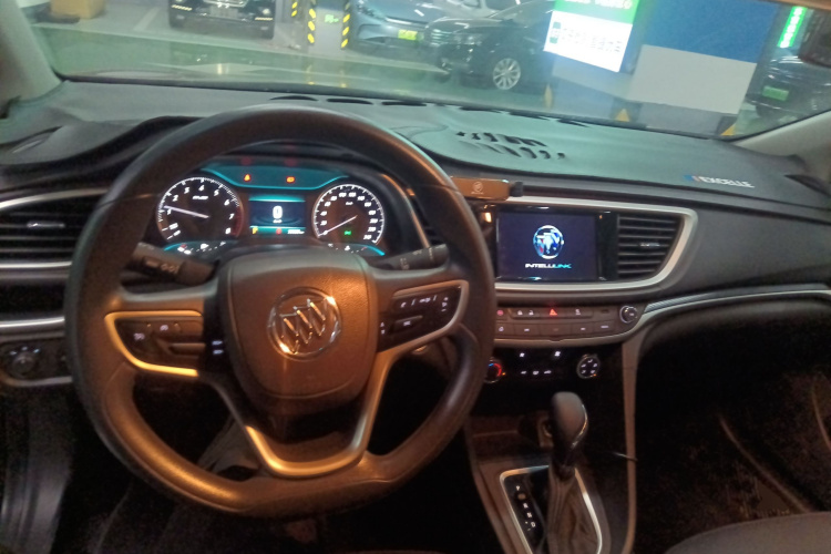 别克 英朗 2021款 改款 典范 1.5L 自动精英型中控内饰12