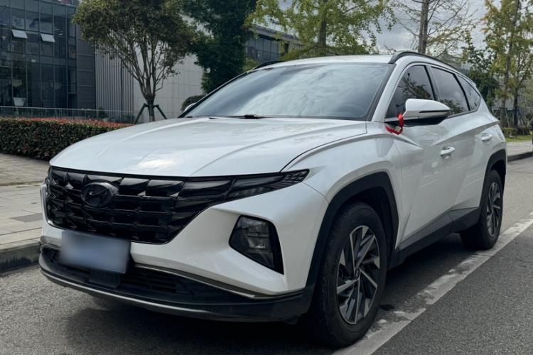 现代 2023款 途胜L 1.5T 自动两驱GLX精英版车身外观6005