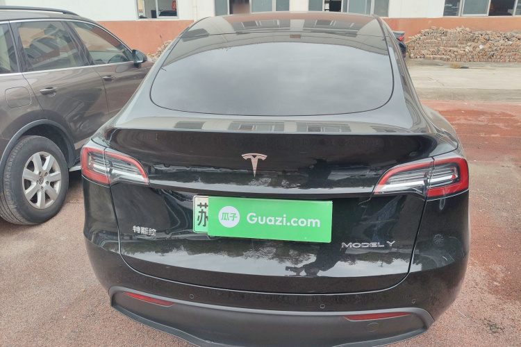 特斯拉 Model Y 2022款 改款 后轮驱动版车身外观6004