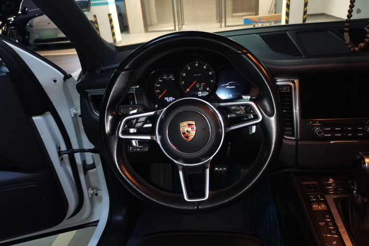 保时捷 2017款  Macan 2.0T中控内饰13