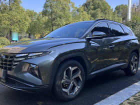 现代 2021款 途胜L 1.5T DCT LUX尊贵版