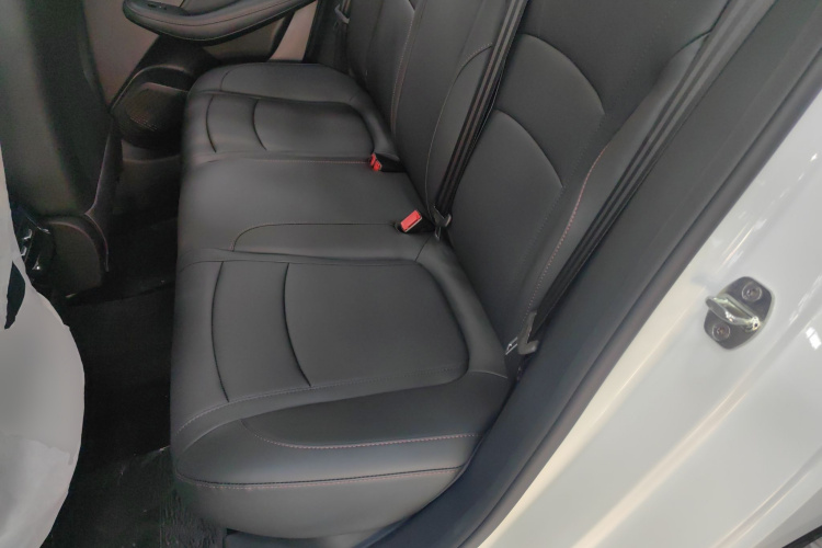 荣威i5 2026款 1.5L CVT豪华版中控内饰21