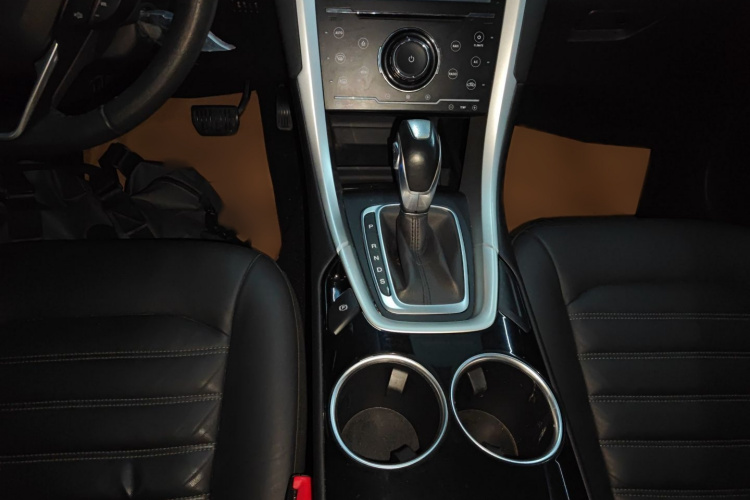 福特 蒙迪欧 2013款 1.5L GTDi180时尚型局部细节18