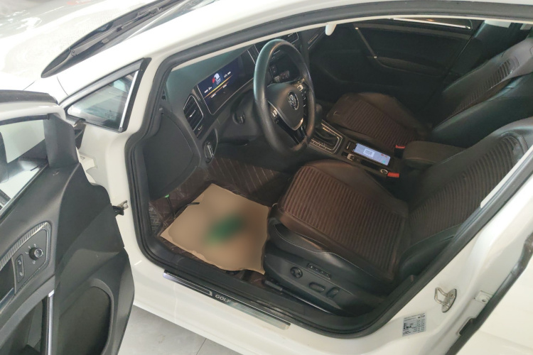 大众 高尔夫 2019款 280TSI DSG豪华型 国VI中控内饰20