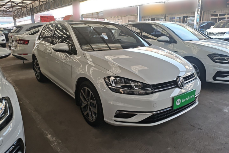 大众 高尔夫 2020款 挚爱版 280TSI DSG舒适型车身外观3