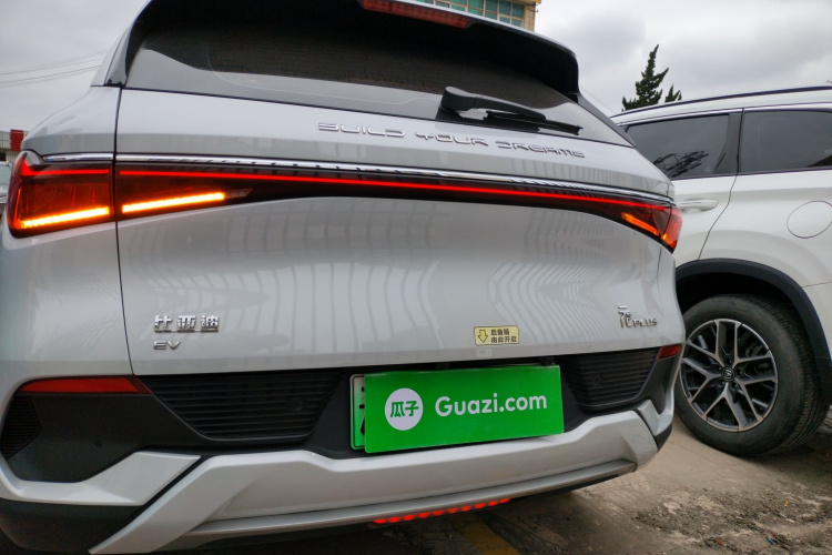 比亚迪 元PLUS 2022款 510KM 尊荣型车身外观6