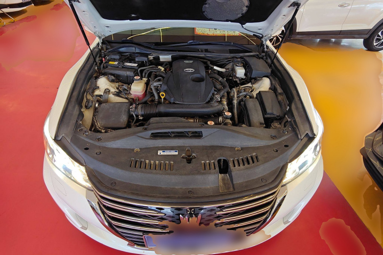 丰田 皇冠 2018款 2.0T 运动版局部细节24