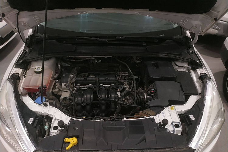 福特 福克斯 2015款 两厢 1.6L 自动舒适型局部细节24