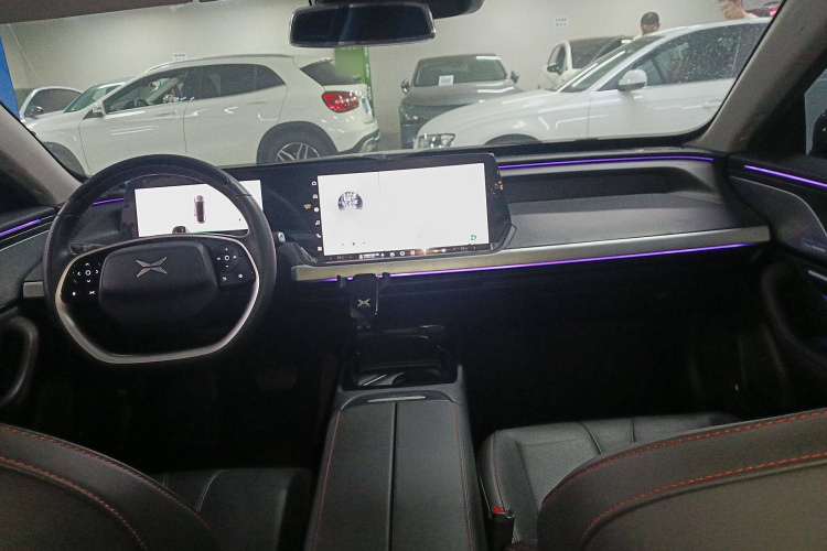 小鹏P7 2020款 670N中控内饰7002