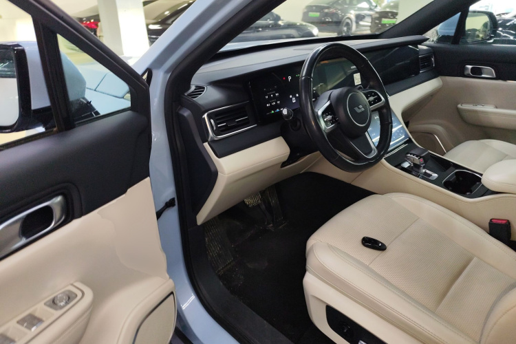 理想汽车 理想ONE 2021款 增程6座版中控内饰20