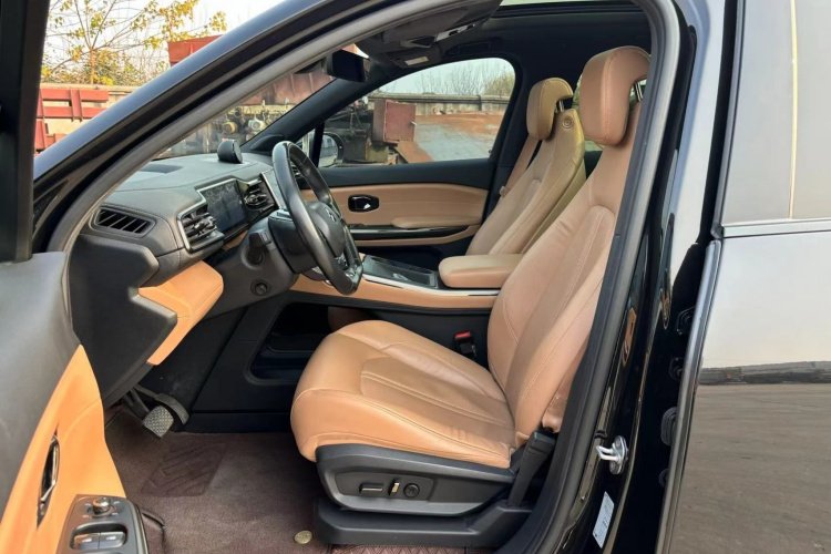 蔚来ES6 2022款 75kWh 运动版中控内饰7002