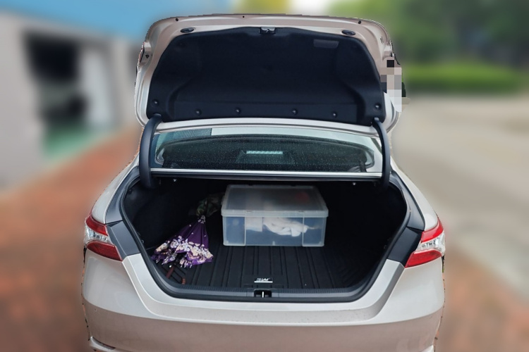 丰田 凯美瑞 2021款 2.0S 锋尚版局部细节23