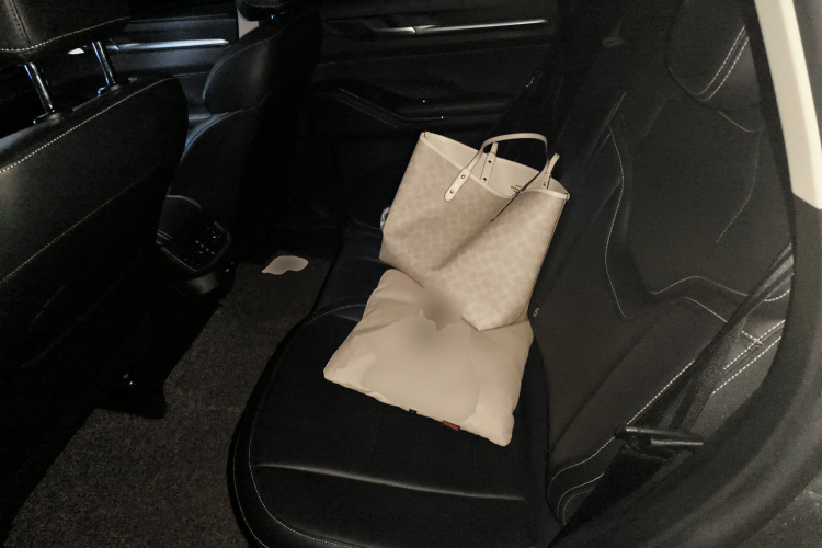 哈弗H6 2022款 第三代 1.5T 自动两驱Pro中控内饰21