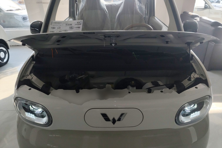 五菱汽车 宏光MINIEV 2024款 第三代 215km 青春版机舱底盘24