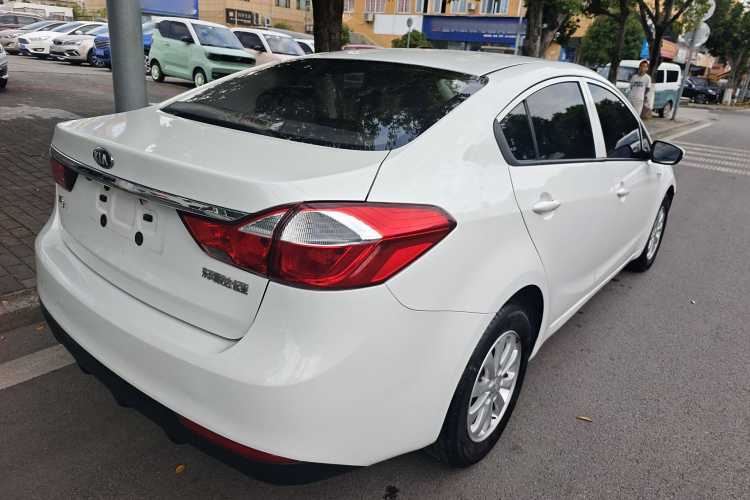 起亚K3 2017款  1.6L 自动15周年特别版GLS车身外观6003