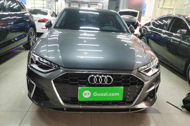 奥迪A4L 2024款 40 TFSI 时尚动感型车身外观2