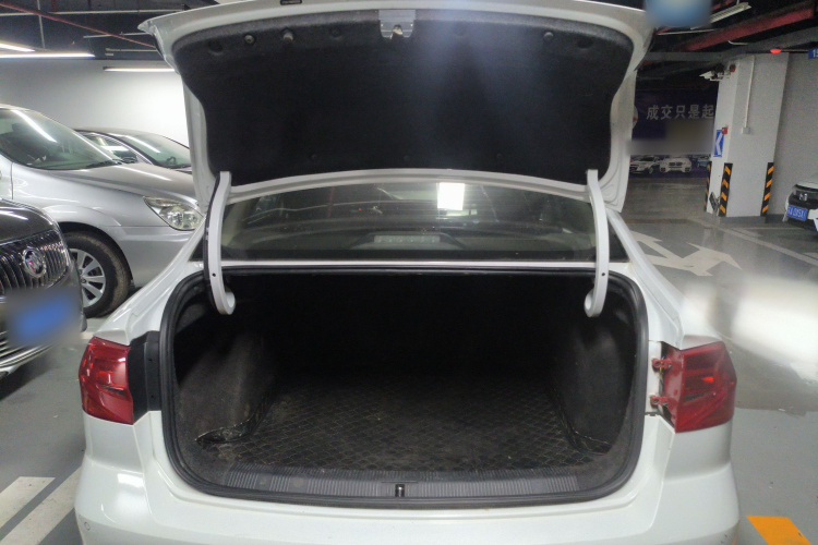 大众 2019款 改款 宝来·传奇 1.5L 手动时尚型 国VI局部细节23