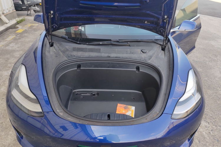 特斯拉 Model 3 2020款 标准续航后驱升级版机舱底盘24