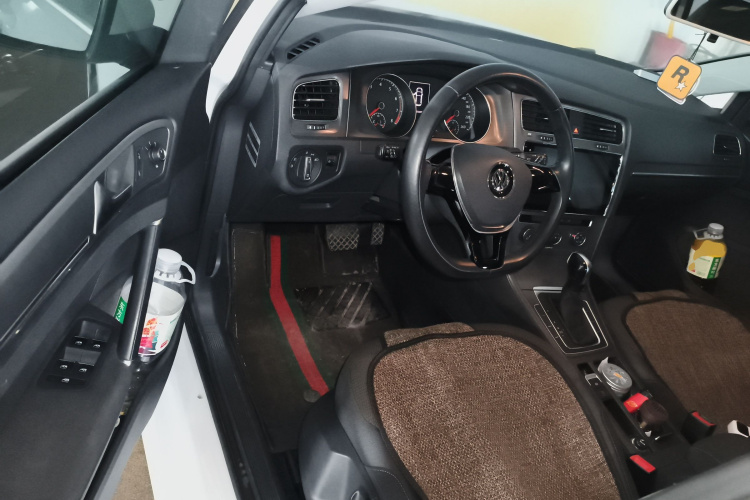 大众 高尔夫 2016款 1.6L 自动舒适型中控内饰20