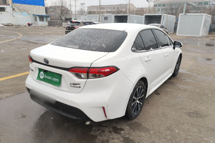 丰田 雷凌 2023款 智能电混双擎 1.8L 领先版车身外观6005