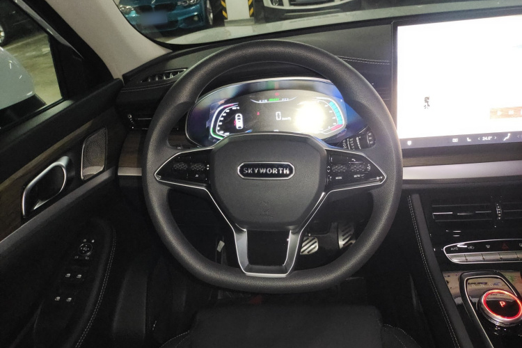 创维汽车 创维EV6 2024款 430 云充版+中控内饰13